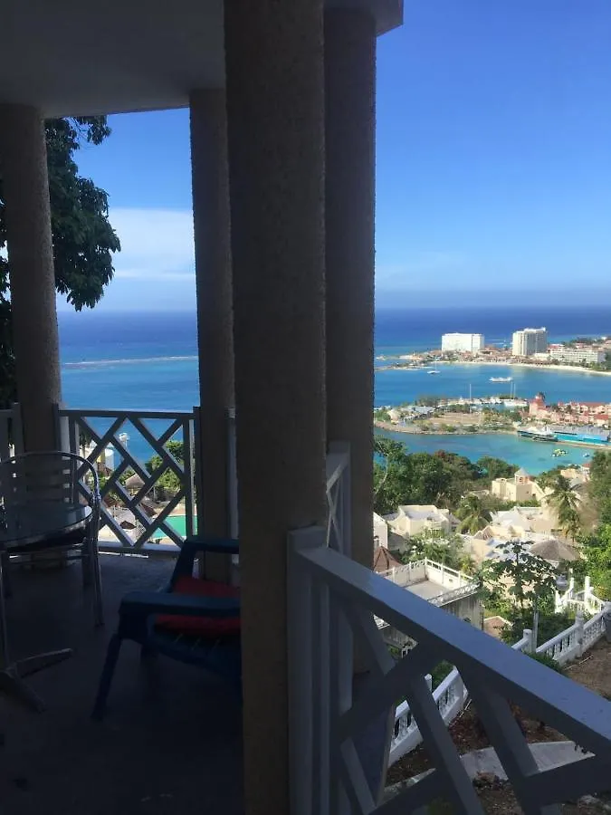Panoramic View@Sky Castles, Columbus Heights Apartment Ocho Rios 0*,